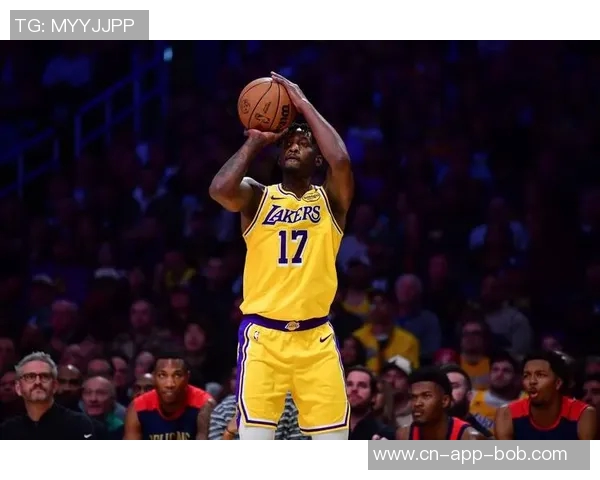 小里若成湖人核心却防守乏力球队争冠之路将面临严峻挑战 小里若成湖人核心却防守乏力球队争冠之路将面临严峻挑战