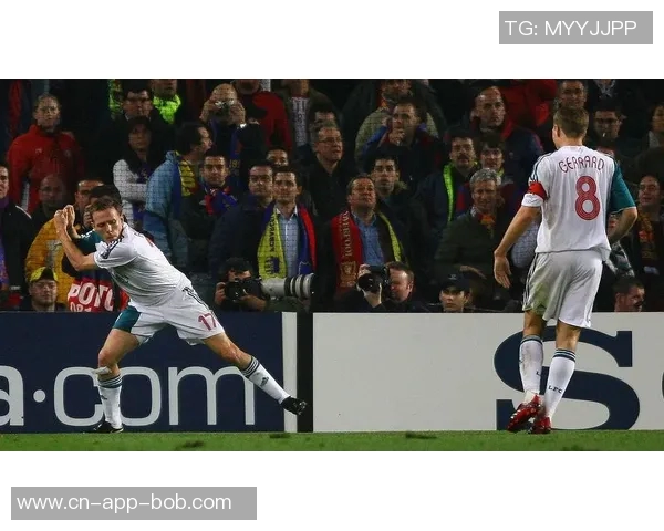 利物浦传奇赛阵容公布库伊特斯科特尔斯米切尔重聚对阵多特 利物浦传奇赛阵容公布库伊特斯科特尔斯米切尔重聚对阵多特